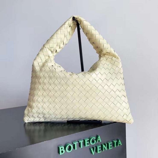 Bottega Veneta Hop Hand Bag BG03000