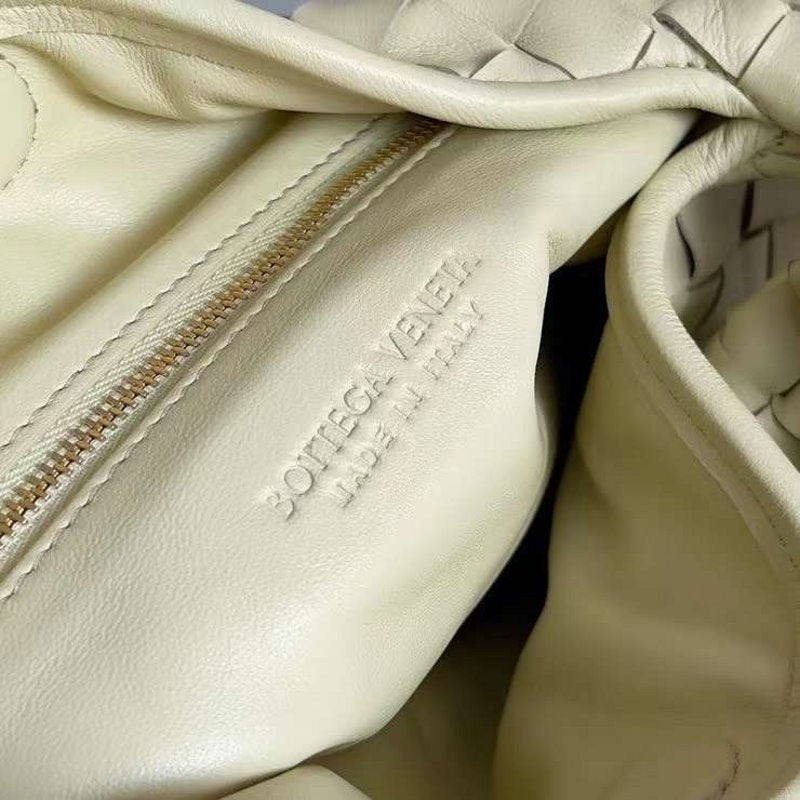 Bottega Veneta Hop Hand Bag BG03000