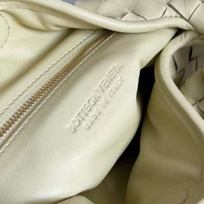 Bottega Veneta Hop Hand Bag BG03000