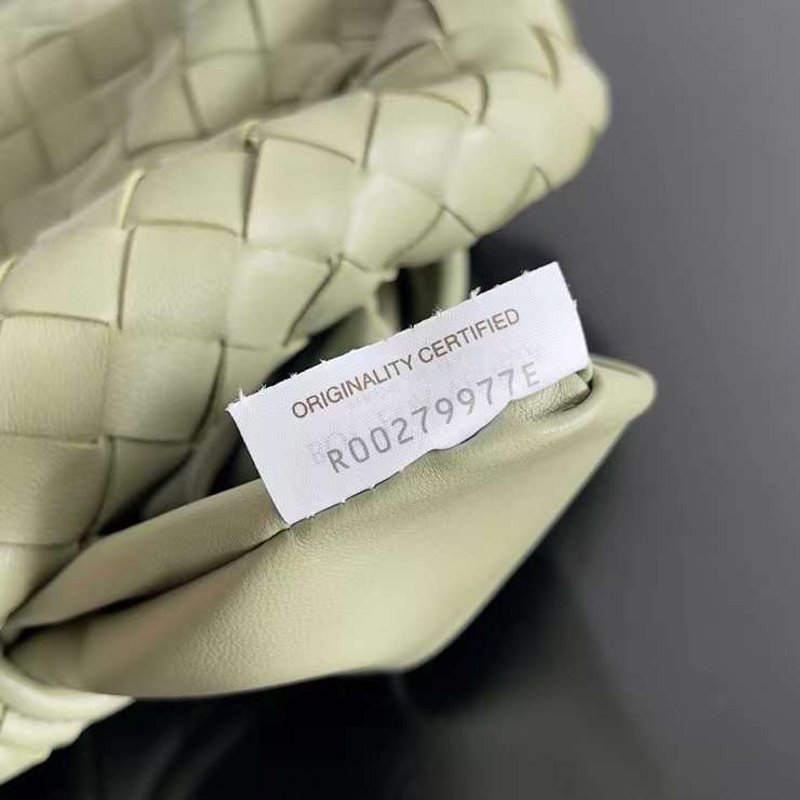 Bottega Veneta Mini Hop Hand Bag BG03003