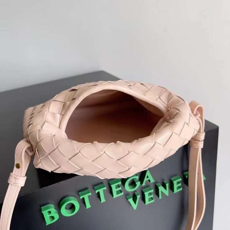 Bottega Veneta Mini Hop Hand Bag BG03004