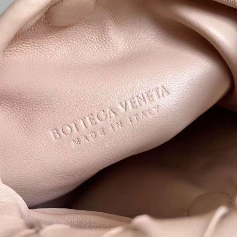 Bottega Veneta Mini Hop Hand Bag BG03004