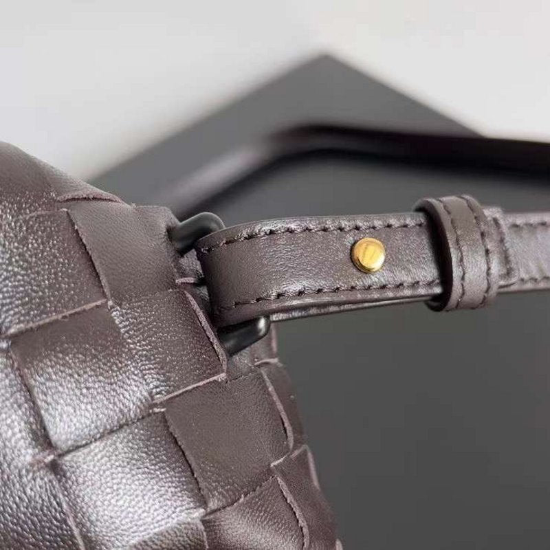Bottega Veneta Mini Hop Hand Bag BG03006