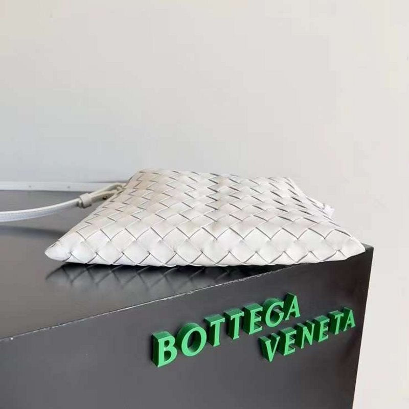Bottega Veneta Mini Hop Hand Bag BG03007