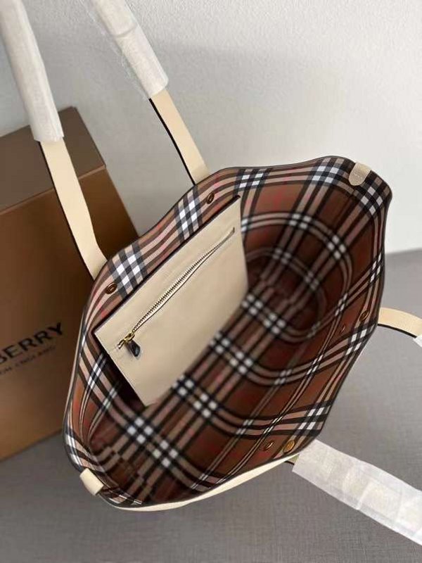 Burberry Shopping Tote Bag BG02670