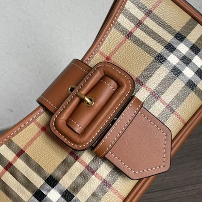 Burberry Shoulder Bag BG0525016