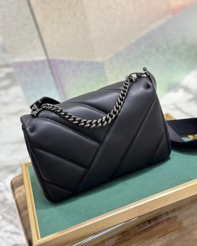 Bvlgari Serpenti Cabochon Crossbody Bag BG02408