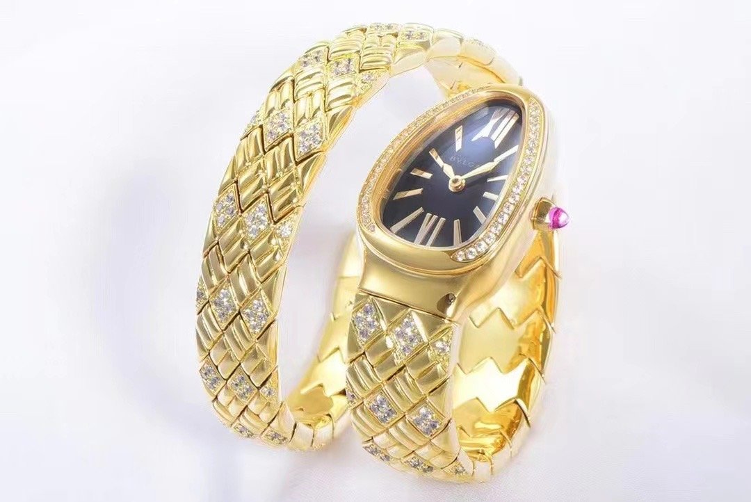Bvlgari Serpenti Spigne Series Wrist Watch WTJN25009