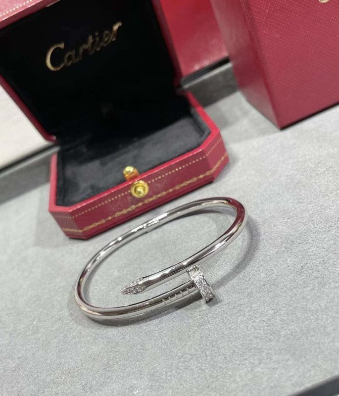 Cartier Juste un Clou Nail Bracelet JWLH0155