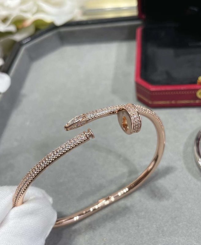 Cartier Juste un Clou Nail Diamond Bracelet JWLH0154