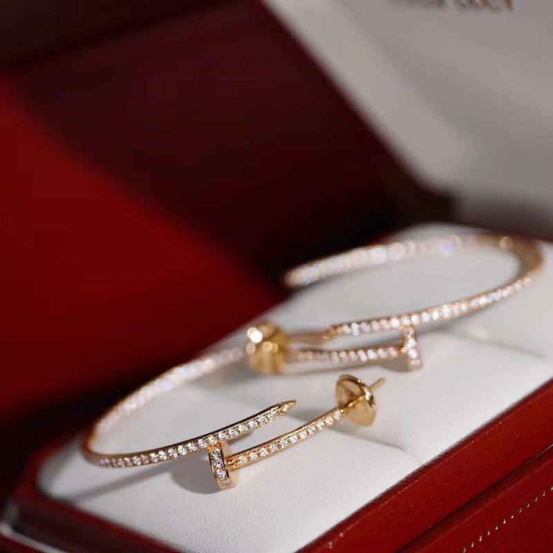 Cartier Juste un Clou Nail Diamond Earrings JWLH0153