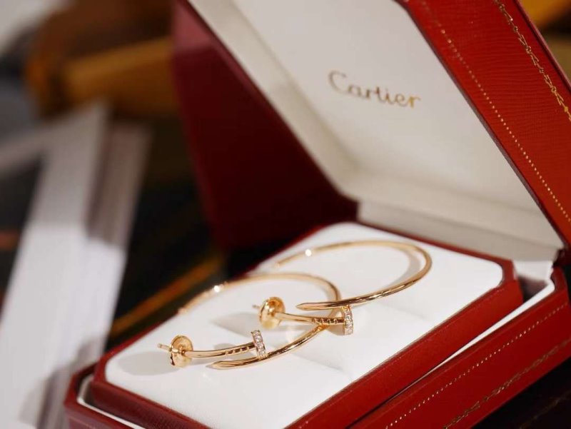 Cartier Juste un Clou Nail Earrings JWLH0152