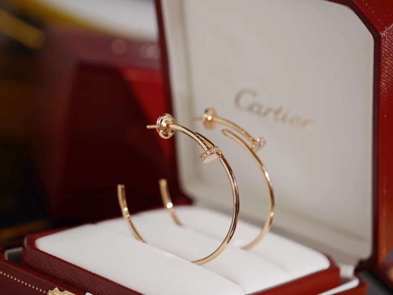 Cartier Juste un Clou Nail Earrings JWLH0152