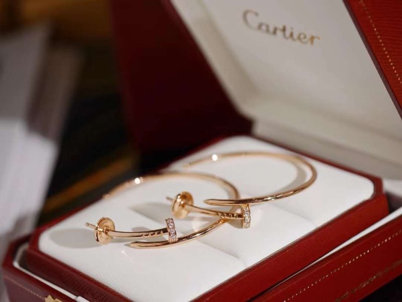 Cartier Juste un Clou Nail Earrings JWLH0152