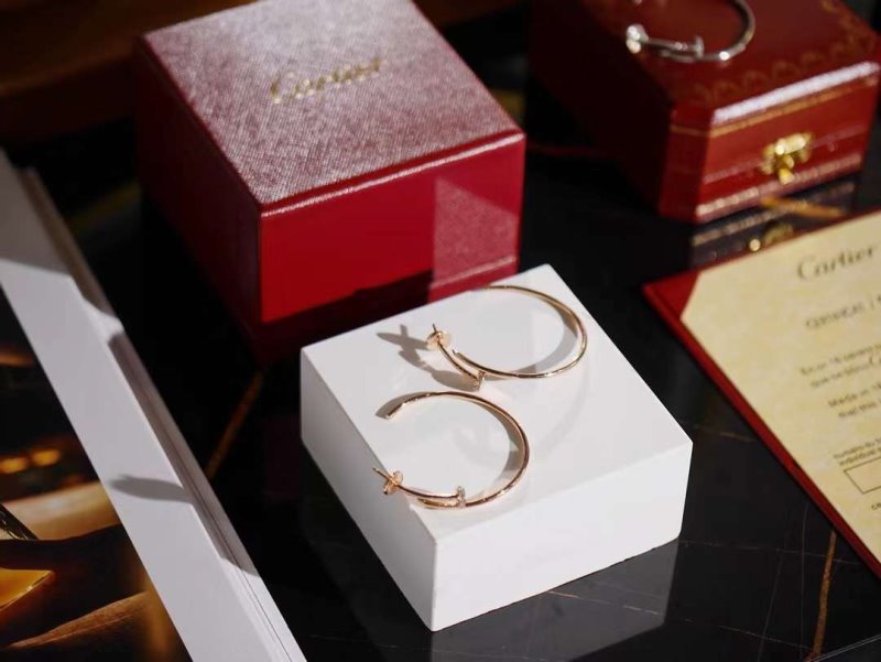 Cartier Juste un Clou Nail Earrings JWLH0152