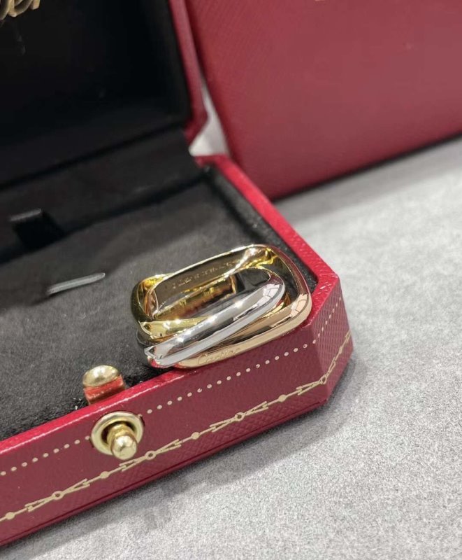 Cartier Three Ring Diamond Rings JWLH0158
