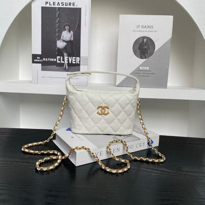 Chanel C Hand Bag BG0525112