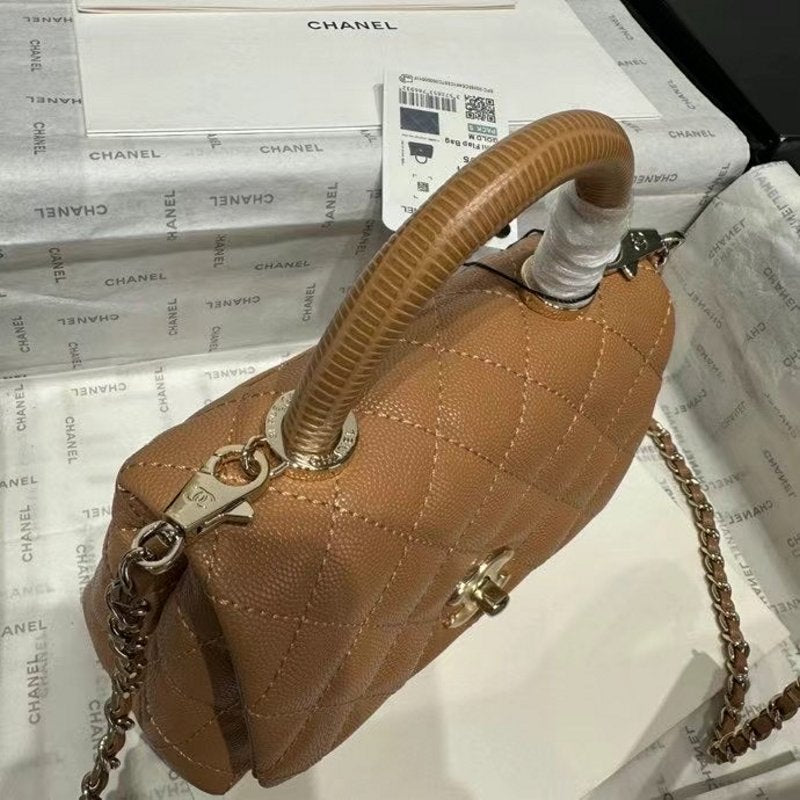 Chanel Coco Handle Bag BG0525035