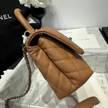 Chanel Coco Handle Bag BG0525035