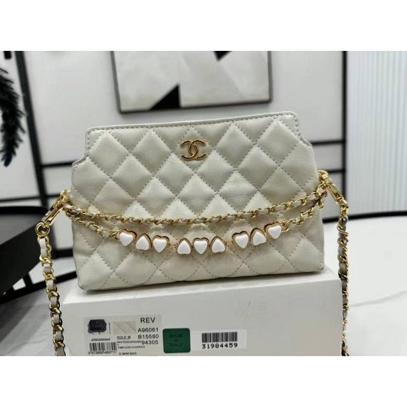 Chanel Cross Body Bag BG02754