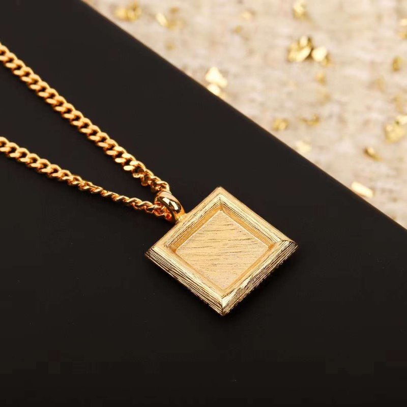 Chanel Double C Necklace JWLH0129