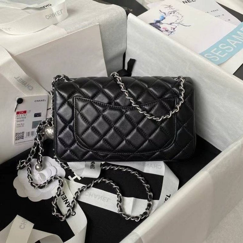 Chanel Flap Bag BG02808