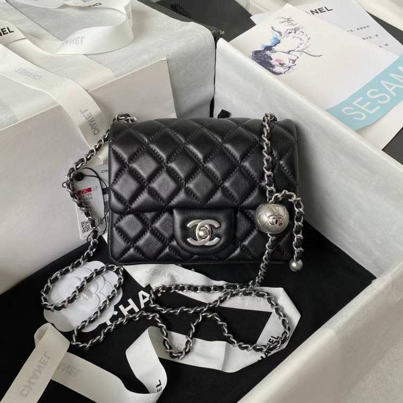 Chanel Flap Bag BG02809