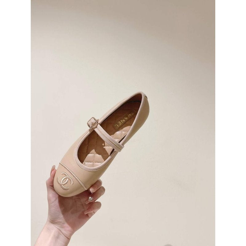 Chanel Flat Shoes SH010081