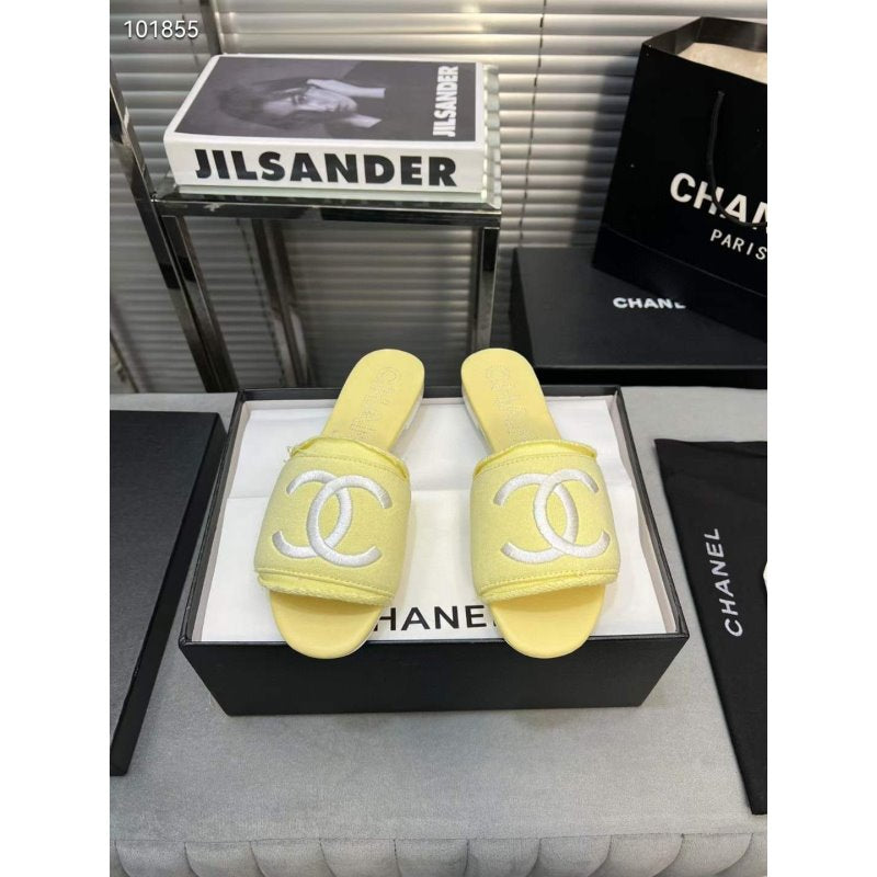 Chanel Flat Slippers SH010071