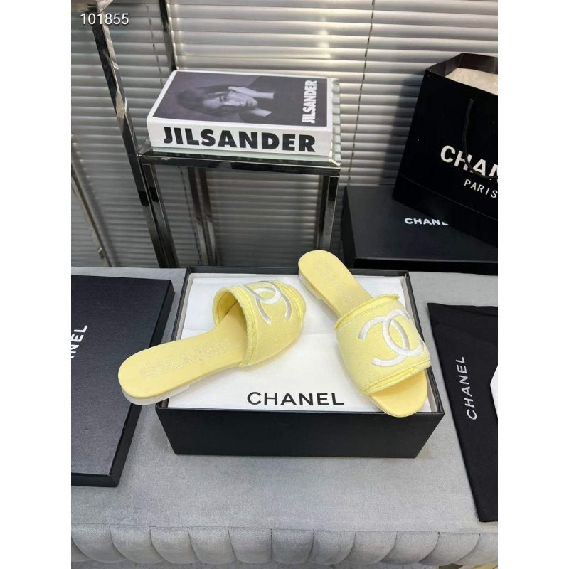 Chanel Flat Slippers SH010071