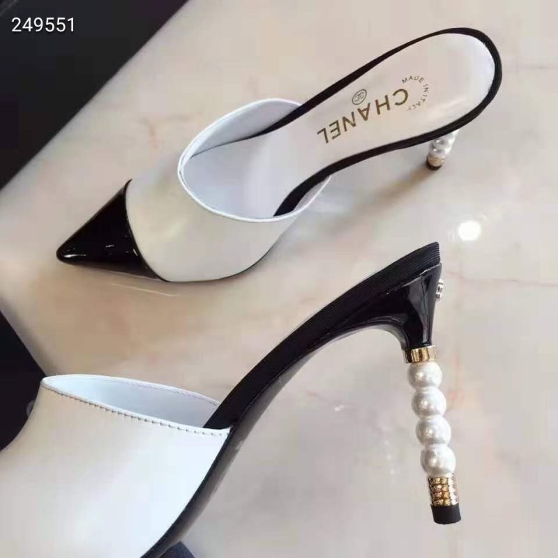 Chanel Heeled Pumps SH010063