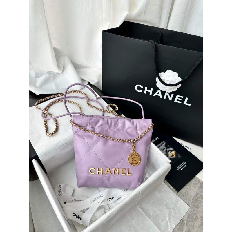 Chanel Holiday Series Bag BG030583