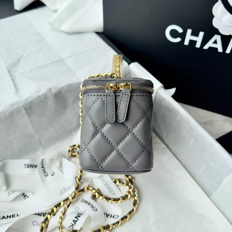 Chanel Makeup Box BG030573