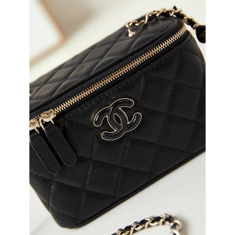 Chanel Makeup Small Bag BG02758