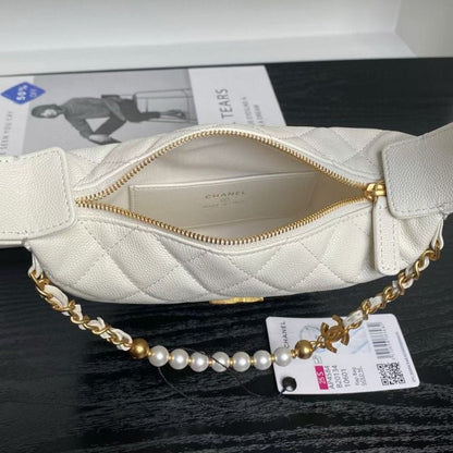 Chanel Moon Bag BG0525107