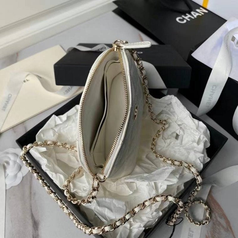 Chanel Shell Bag BG02782