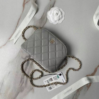 Chanel Shell Bag BG02784