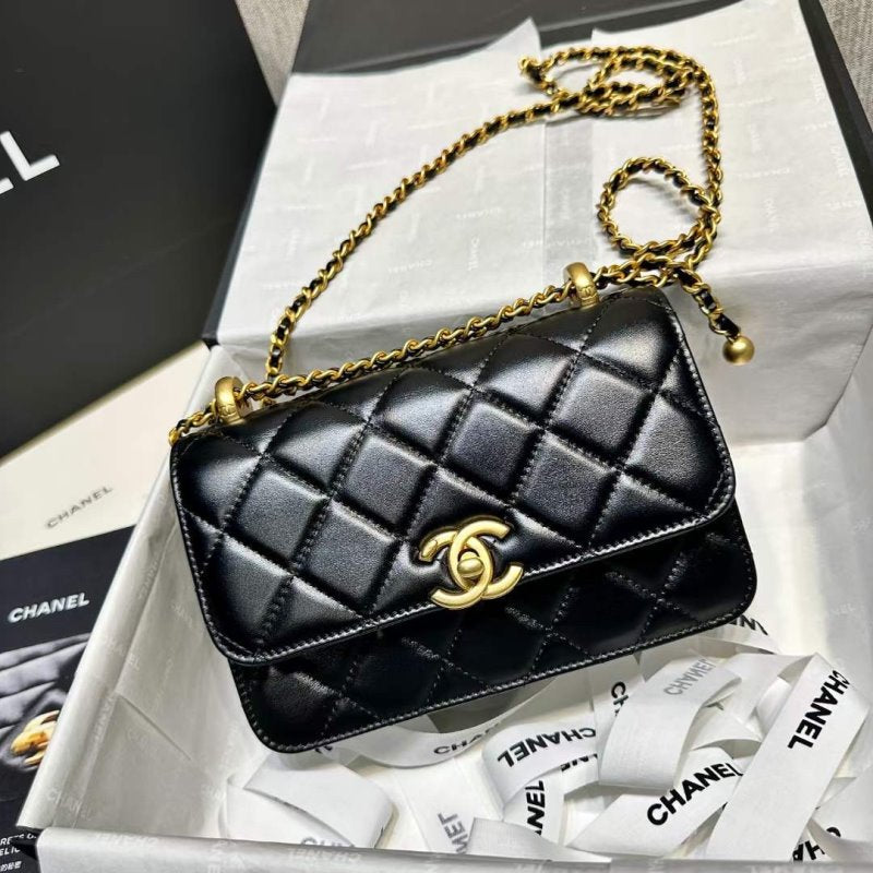 Chanel Shoulder Bag BG030577