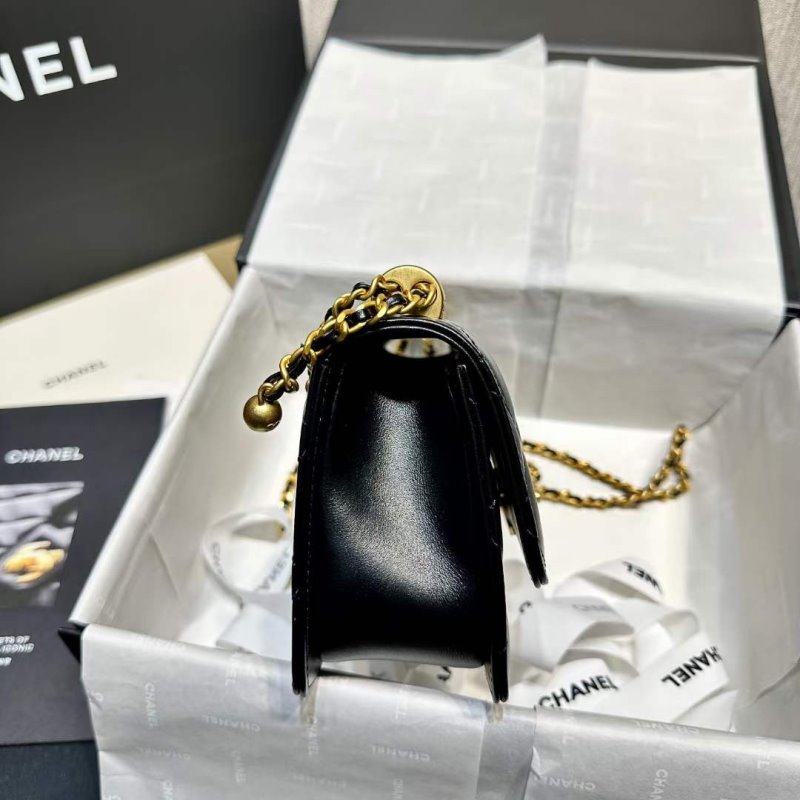 Chanel Shoulder Bag BG030577