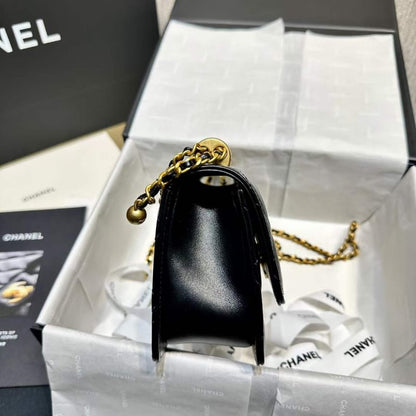 Chanel Shoulder Bag BG030577