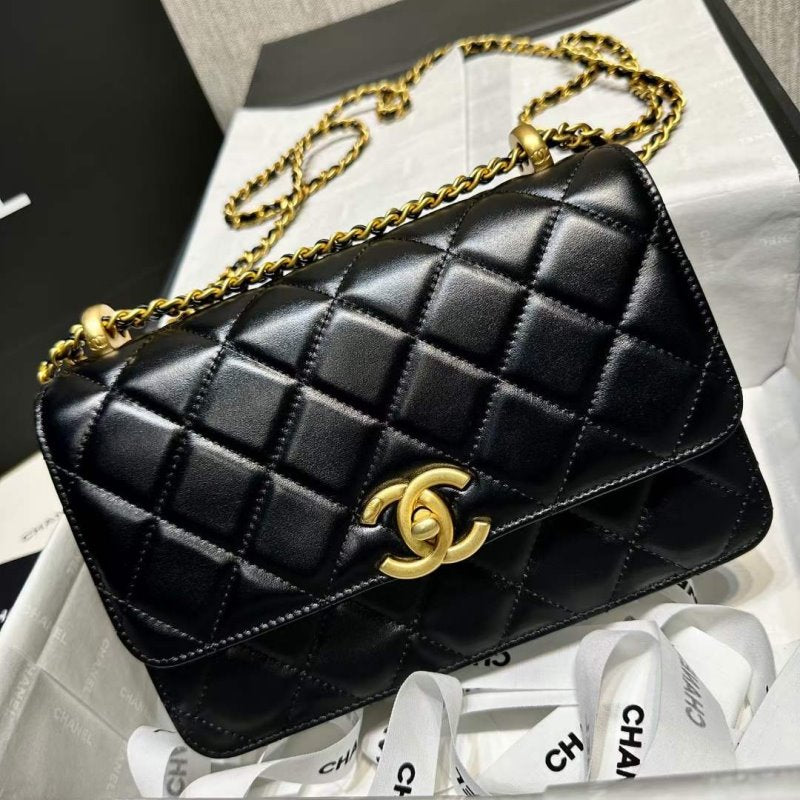 Chanel Shoulder Bag BG030578