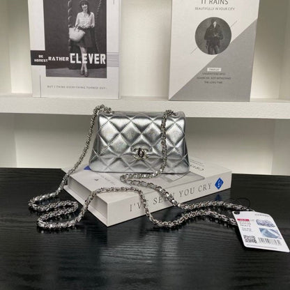 Chanel Small Chain Hand Bag BG0525118