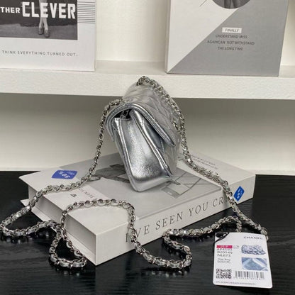 Chanel Small Chain Hand Bag BG0525118