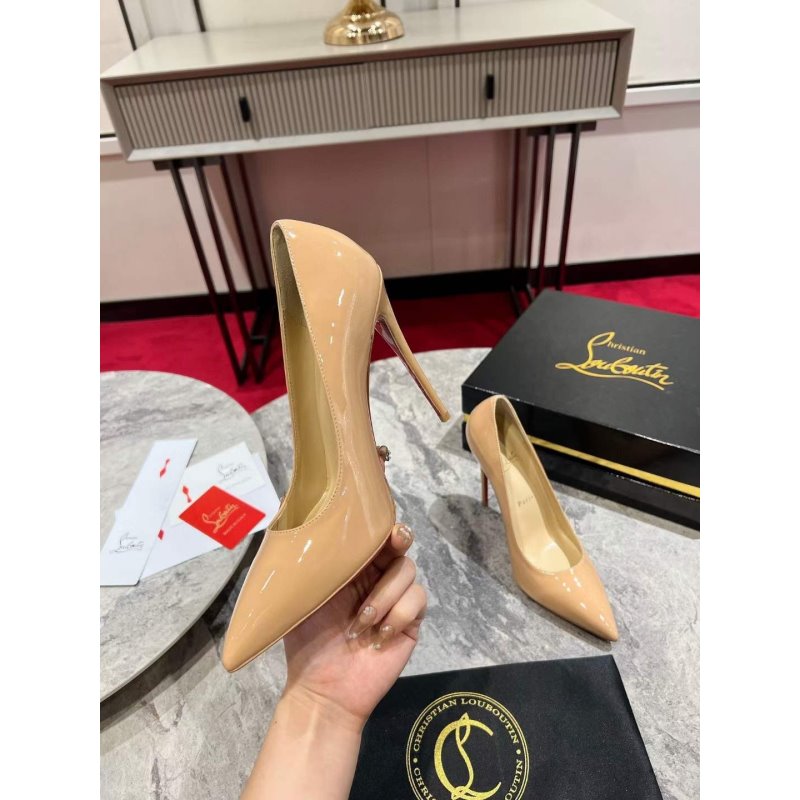 Christian Louboutin Pointy Classic Shoes SH010124
