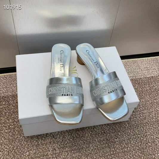 Dior CD Embroidery Sandals SH010143