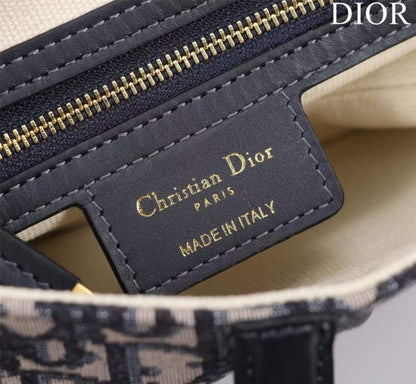 Dior Saddle Bag BG02359