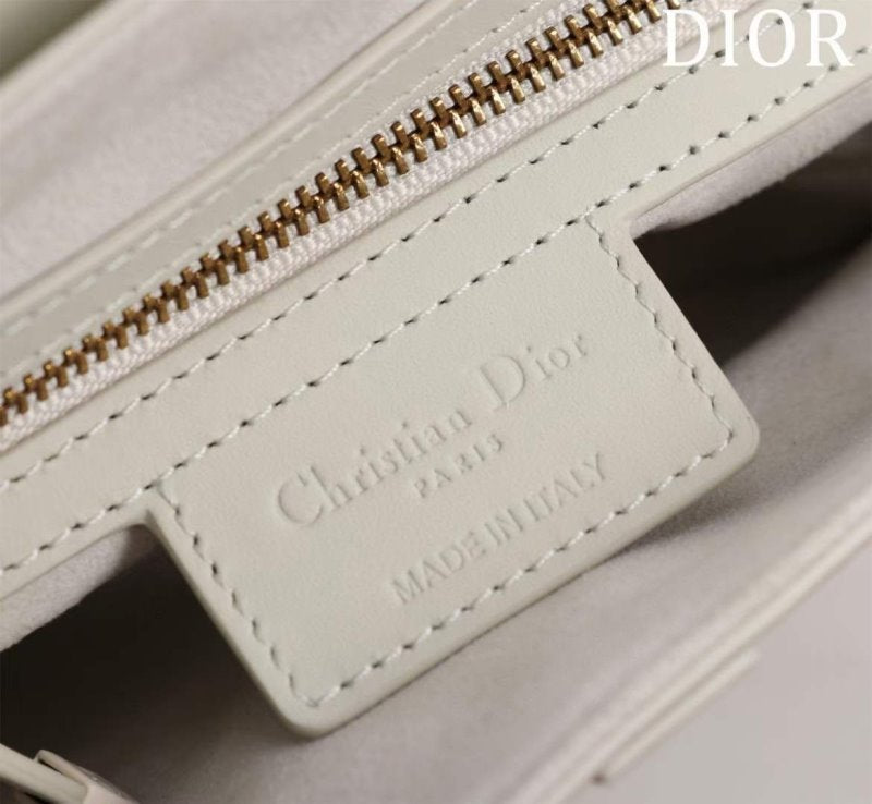 Dior Saddle Bag BG02364