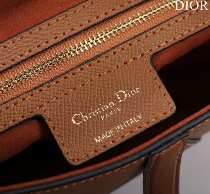 Dior Saddle Bag BG02371