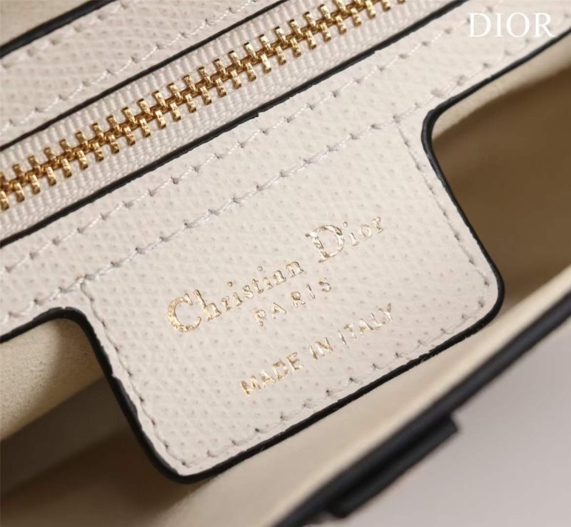 Dior Saddle Bag BG02373