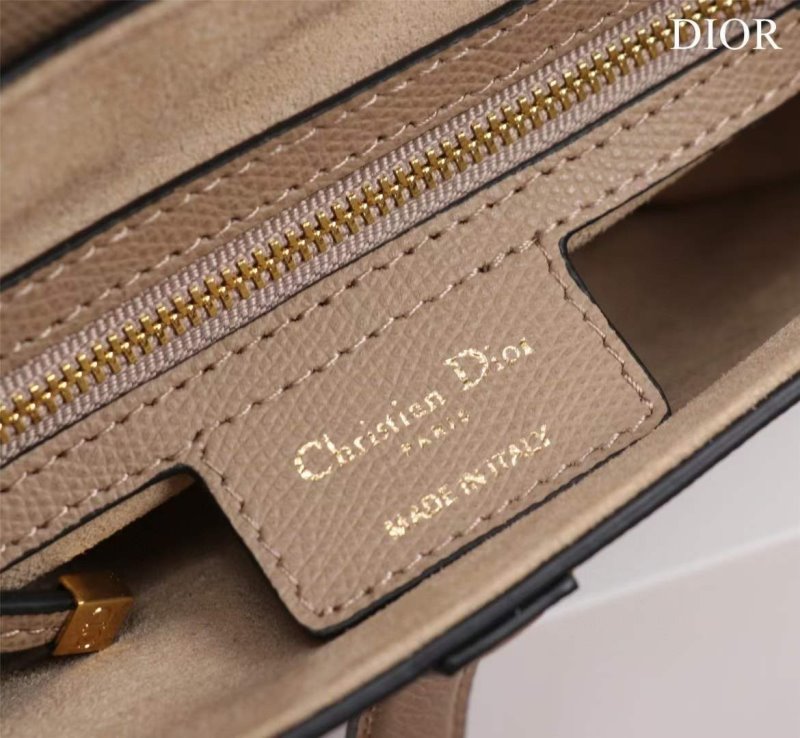 Dior Saddle Bag BG02374